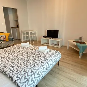Апартаменты Marcina Kasprzaka 29c, Варшава